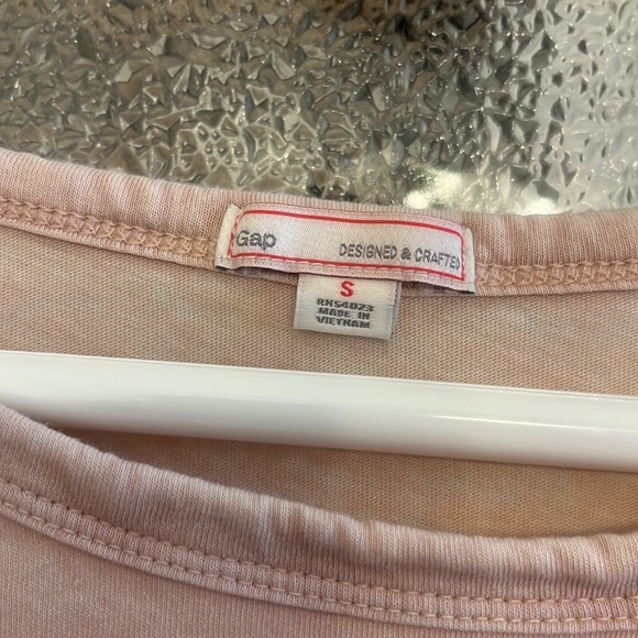 Gap 3/4 sleeve light pink top - Picture 5 of 6